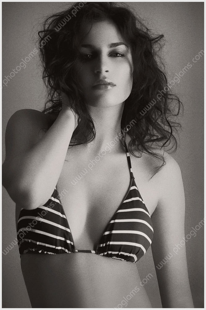 Sample of a lingerie portrait of a Italian woman in Hong Kong